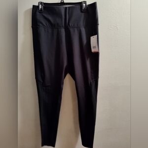 ZELOS Sleek Black Apparel